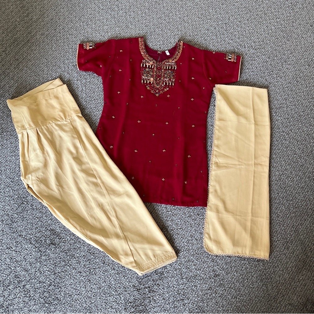 Rand New Girl Shalwar Kameez Pakistani Eid Clothes Sz. 6 (28)